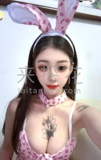 天津南开白虎大胸骚妹女上非常厉害秒男切勿尝试