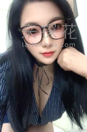 安徽合肥包河地铁口大胸妹妹