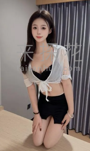 广东深圳天然C杯颜值嫩妹可可温柔又可爱